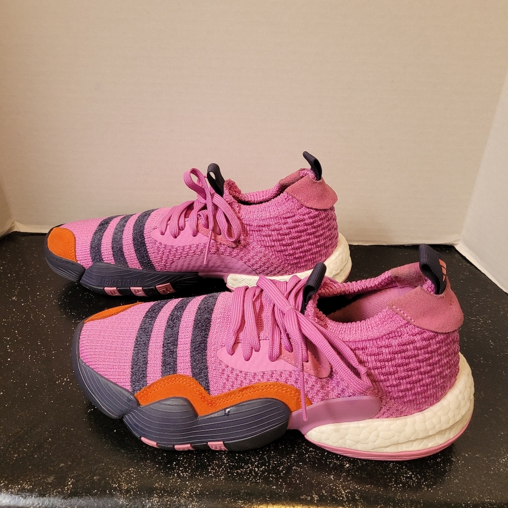 Adidas Trea Young 2 Basketball Sneakers - Picture 5 of 7